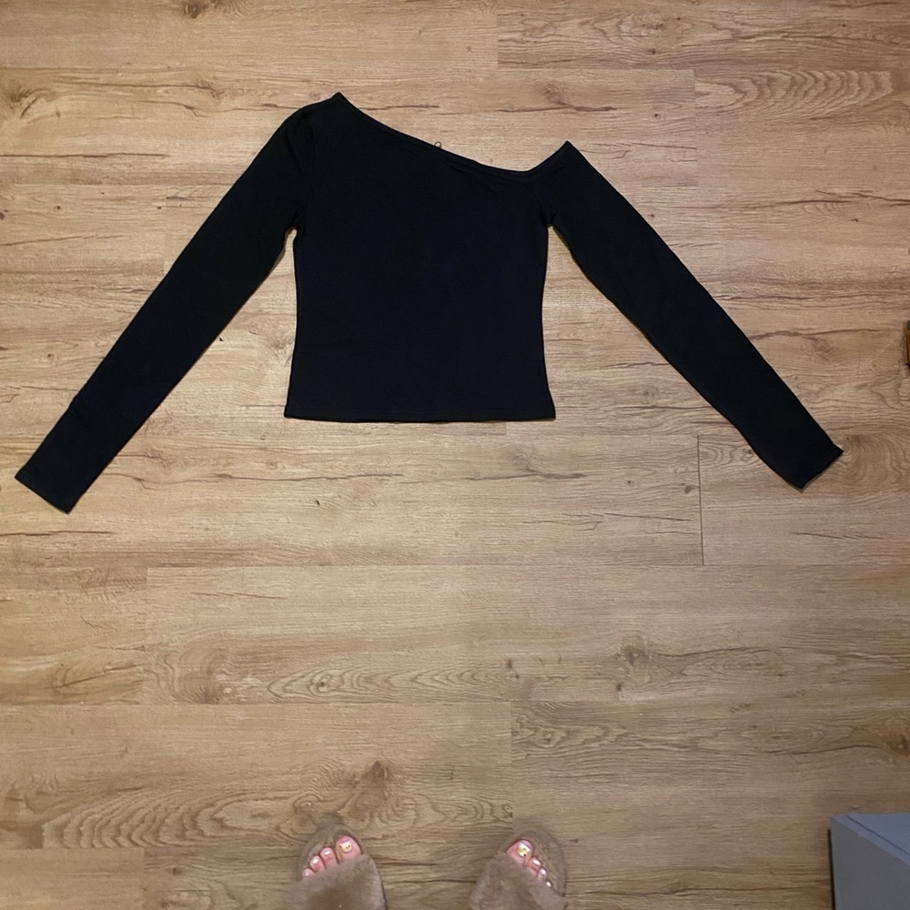 Edikted Black Asymmetrical Long Sleeve Top